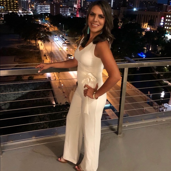 Meet your Posher, Daniela - Picture 3 of 8